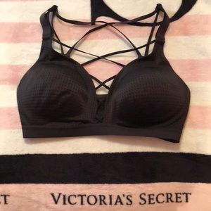 New Victoria Secret Sports Bra